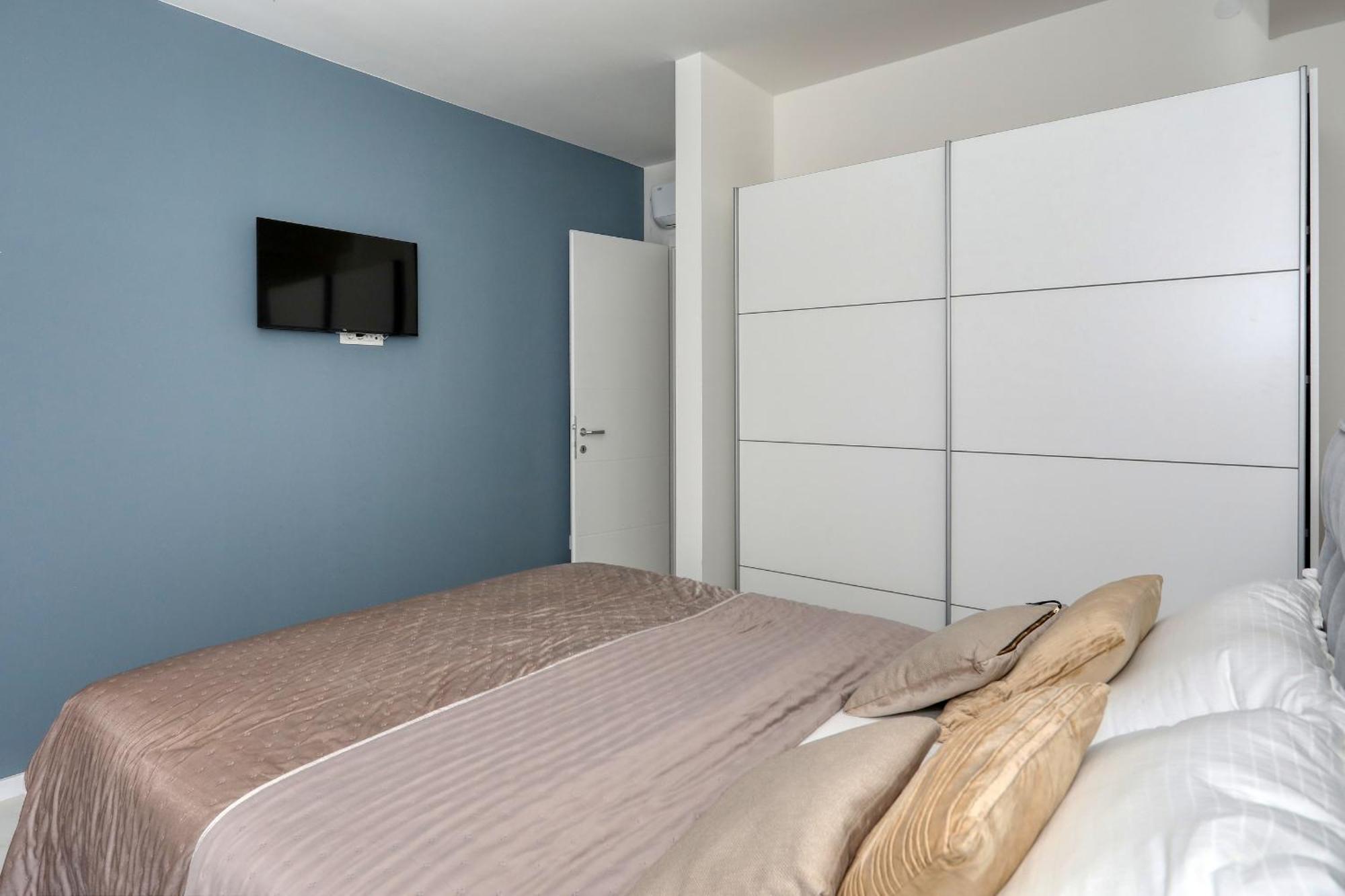 Apartment Relex With Pool & Jacuzzi ปริฟลากา ภายนอก รูปภาพ