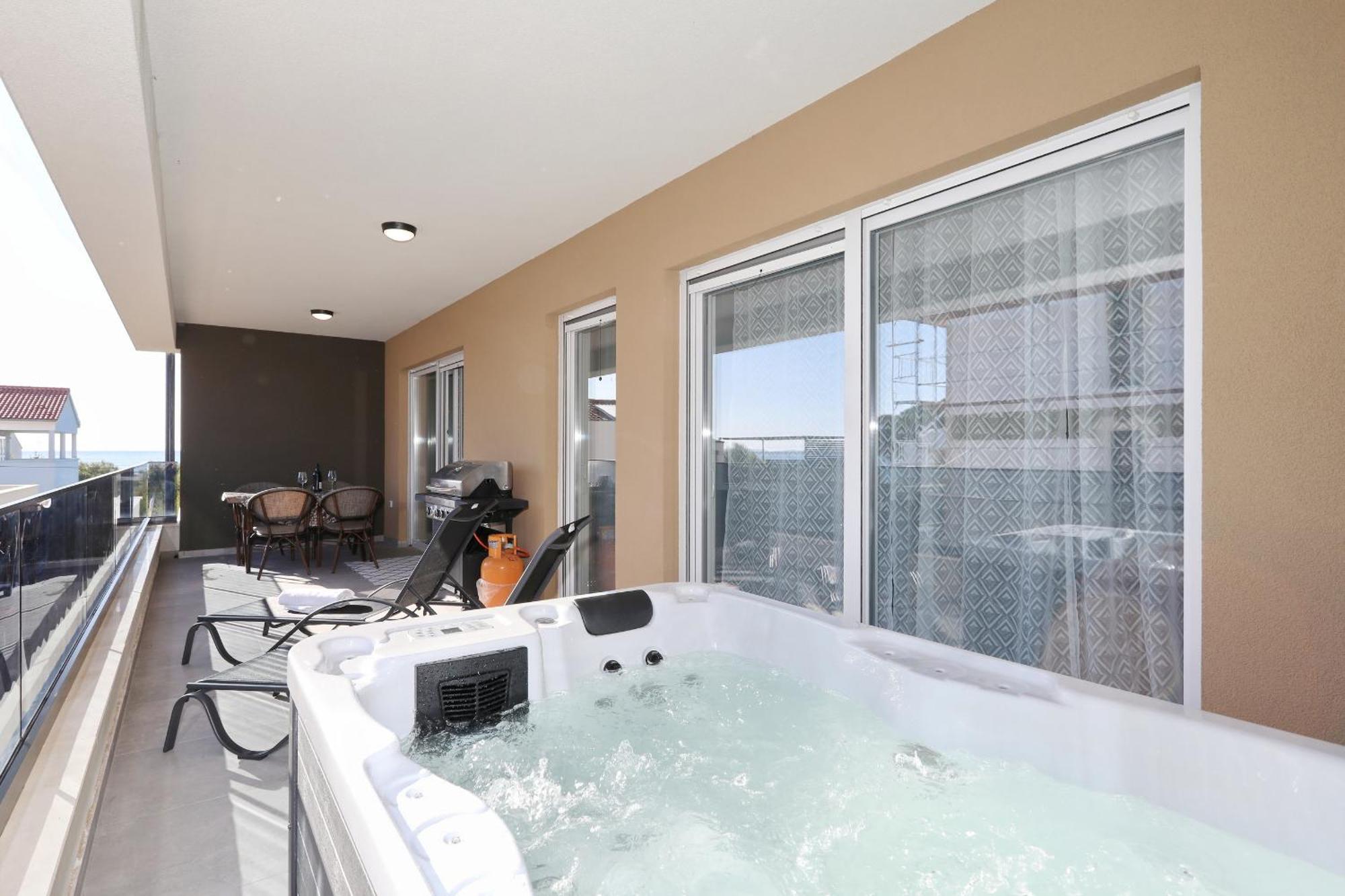 Apartment Relex With Pool & Jacuzzi ปริฟลากา ภายนอก รูปภาพ